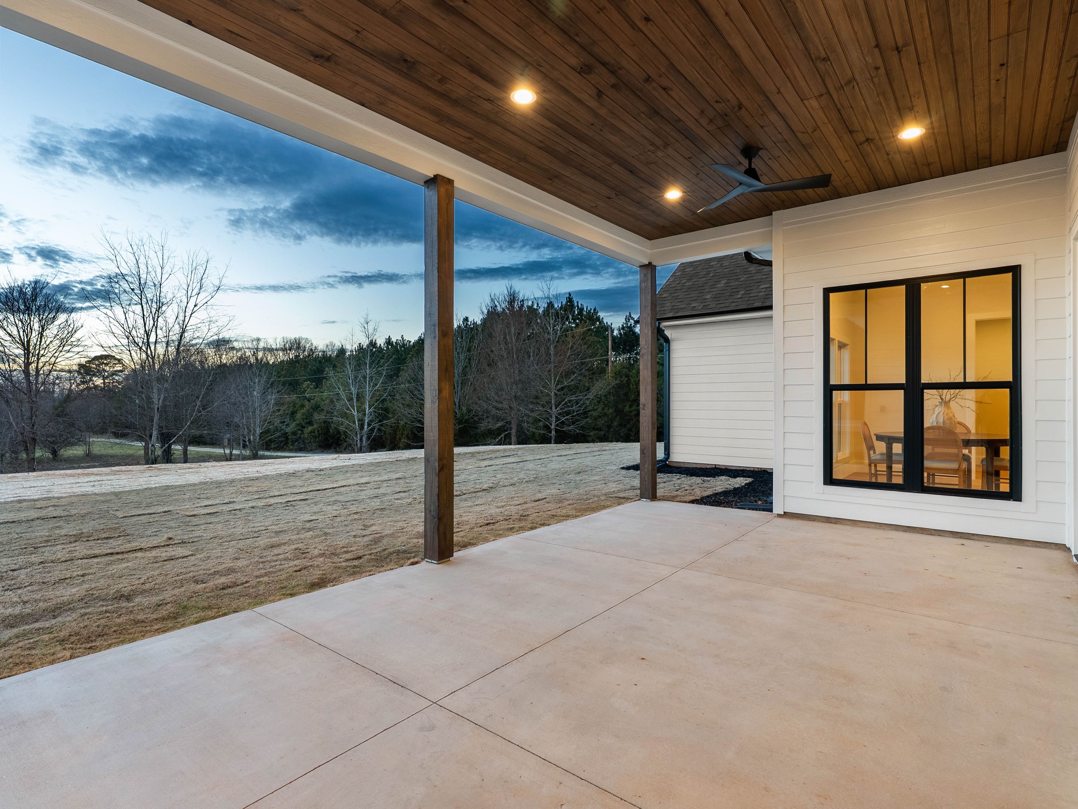 Sunset Acres Farmhouse, Fountain Inn SC l 3362 sq ft