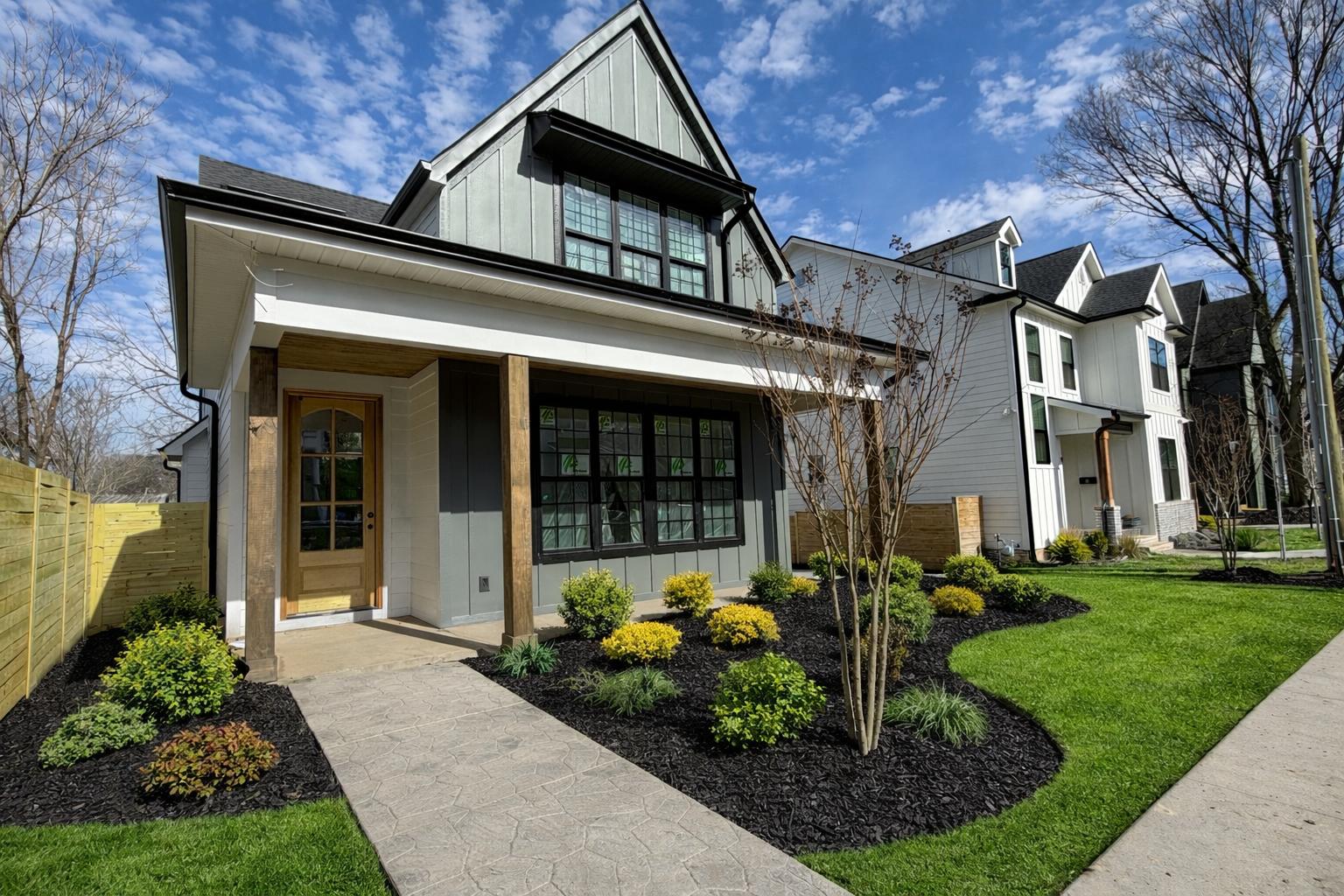 (Currently under construction) Downtown Greenville  |  2,581 Sq Ft Main house, 440 Sq Ft Detached Garage