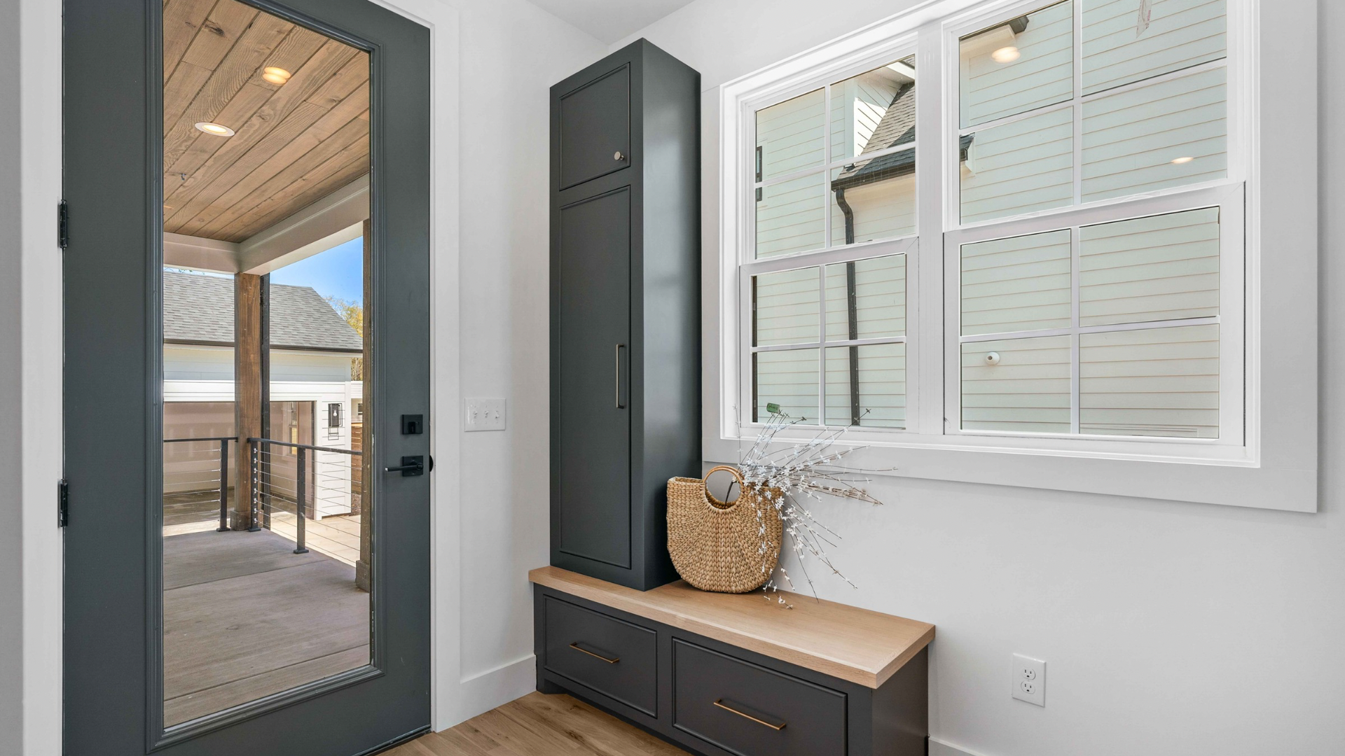 The Stall Street Series | 2,581 Sq Ft Main house, 440 Sq Ft Detached Garage
